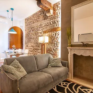 Il Cuscino Di Giulietta - 2 Min From Arena Apartment Verona