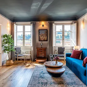  Apartment Genteel Piazza Pitti