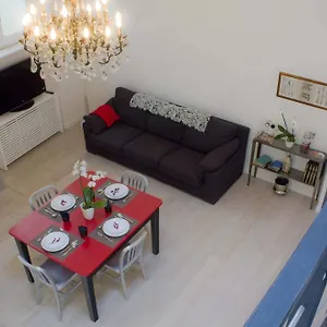 Nostromondo Ciancaleoni Palace Apartment Rome